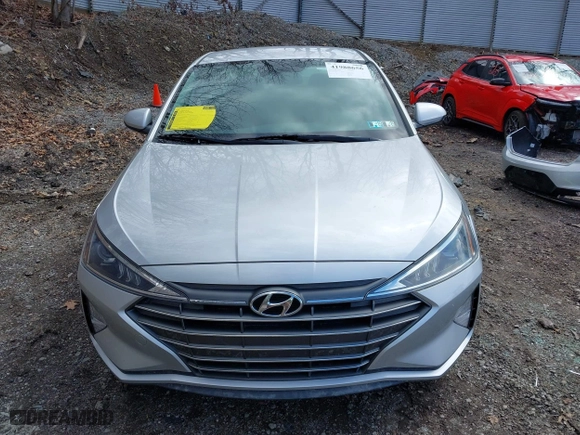 2019 Hyundai Elantra Preferred with VIN KMHD84LF5KU786841, listed as a IAAI auction lot 41988656 with 41,580 mi miles. Bid and sale history available at carsss.com. Image 13.