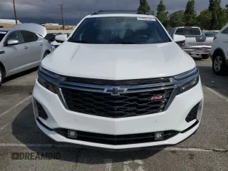 2022 Chevrolet Equinox RS z VIN 3GNAXMEV5NS212489, wystawiony jako Copart lot #51080555 z przebiegiem 28 364 mil mil oraz Szkoda całkowita • Salvage title. Historia ofert i sprzedaży dostępna na DreamBid. Obrazek 5.