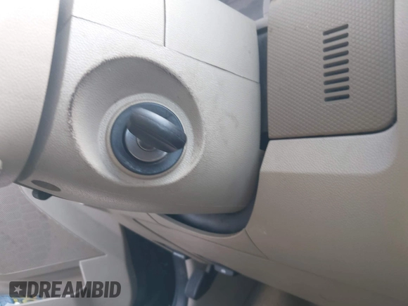 2012 Ford Escape XLT с VIN 1FMCU9DG7CKC69307, выставлен на аукционе IAAI как лот 42084500 с пробегом 263 432 миль миль и . История ставок и продаж доступна на DreamBid. Изображение 11.