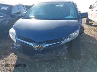 2018 Toyota Sienna XLE Auto Access Seat with VIN 5TDYZ3DC5JS934443, listed as a IAAI auction lot 41780089 with 74,363 mi miles and . Bid and sale history available at DreamBid. Image 6.