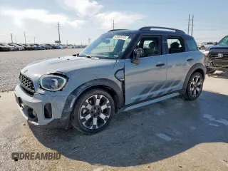 2023 MINI Countryman Cooper S z VIN WMZ53BR06P3P96662, wystawiony jako Copart lot #53303415 z przebiegiem 37 396 mil mil oraz Czysty tytuł • Clean title. Historia ofert i sprzedaży dostępna na DreamBid. Obrazek 1.