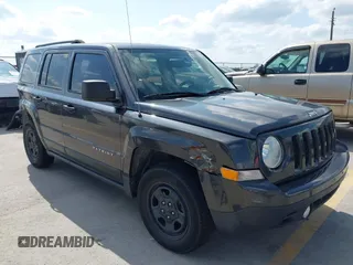 2016 Jeep Patriot Sport z VIN 1C4NJPBA3GD575715, wystawiony jako IAAI lot #42391938 z przebiegiem 122 078 mil mil oraz . Historia ofert i sprzedaży dostępna na DreamBid. Obrazek 1.
