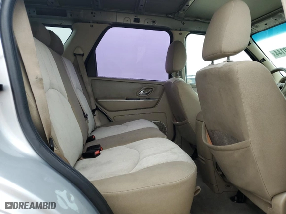 2005 Mercury Mariner Convenience with VIN 4M2YU56Z85DJ10296, listed as a Copart auction lot 69730144 with 236,790 mi miles and Salvage Title. Bid and sale history available at carsss.com. Image 12.