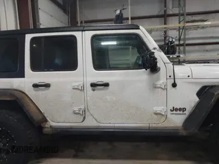 2018 Jeep Wrangler Unlimited Rubicon с VIN 1C4HJXFN7JW189336, выставлен на аукционе IAAI как лот 41642244 с пробегом 100 960 миль миль и . История ставок и продаж доступна на DreamBid. Изображение 13.