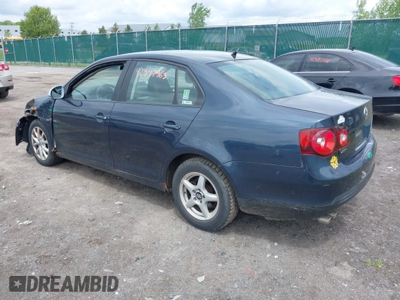2010 Volkswagen Jetta Limited Edition с VIN 3VWAZ7AJ3AM114399, выставлен на аукционе IAAI как лот 42347963 с пробегом 130 800 миль миль и . История ставок и продаж доступна на DreamBid. Изображение 3.
