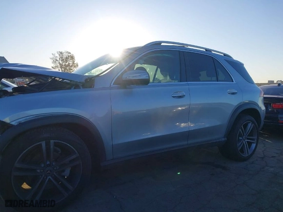 2022 Mercedes-Benz GLE with VIN 4JGFB4JB1NA763850, listed as a IAAI auction lot 41318461 with 26,330 mi miles. Bid and sale history available at carsss.com. Image 14.