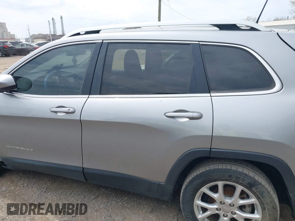 2016 Jeep Cherokee 75th Anniversary with VIN 1C4PJLCB5GW274005, listed as a IAAI auction lot 42037084 with 0 mi miles. Bid and sale history available at carsss.com. Image 13.