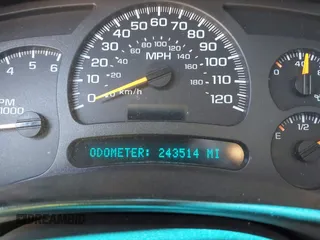 2003 Chevrolet Avalanche with VIN 3GNEC13T63G280667, listed as a IAAI auction lot 42448639 with 243,514 mi miles and . Bid and sale history available at DreamBid. Image 7.