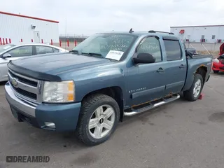 2007 Chevrolet Silverado 1500 LT w/2LT with VIN 2GCEK13M071669436, listed as a IAAI auction lot 41873226 with NaN miles. Bid and sale history available at carsss.com. Image 17.