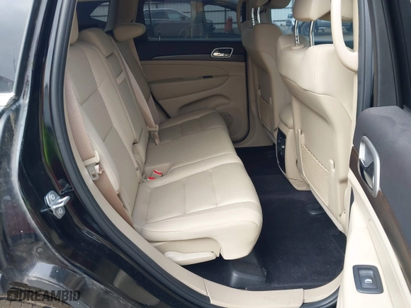 2018 Jeep Grand Cherokee Laredo E with VIN 1C4RJFAG0JC225747, listed as a IAAI auction lot 41691699 with 47,900 mi miles. Bid and sale history available at carsss.com. Image 8.