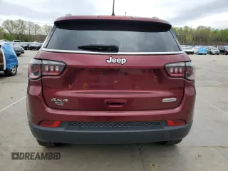 2021 Jeep Compass Latitude z VIN 3C4NJDBB4MT593377, wystawiony jako Copart lot #53428805 z przebiegiem 69 453 mil mil oraz Szkoda całkowita • Salvage title. Historia ofert i sprzedaży dostępna na DreamBid. Obrazek 6.