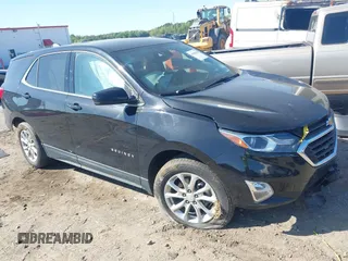 2020 Chevrolet Equinox LT z VIN 2GNAXUEV3L6258057, wystawiony jako IAAI lot #41986208 z przebiegiem 144 223 mil mil oraz . Historia ofert i sprzedaży dostępna na DreamBid. Obrazek 1.