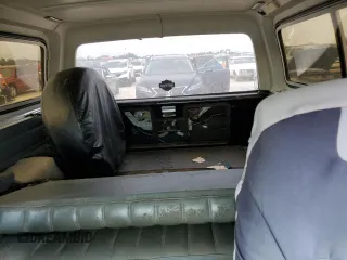 1984 Chevrolet Blazer K10 Utility HT с VIN 1G8EK18HXEF145495, выставлен на аукционе Copart как лот 76857274 с пробегом 40 041 миль миль и Списание • Salvage title. История ставок и продаж доступна на DreamBid. Изображение 10.