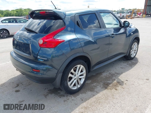 2013 Nissan Juke SL z VIN JN8AF5MVXDT216307, wystawiony jako IAAI lot #42206736 z przebiegiem 73 238 mil mil oraz . Historia ofert i sprzedaży dostępna na DreamBid. Obrazek 4.