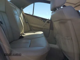 1997 Mercedes-Benz E-Class with VIN WDBJF55F4VJ032270, listed as a Copart auction lot 48010725 with 191,091 mi miles and Salvage Title. Bid and sale history available at carsss.com. Image 10.