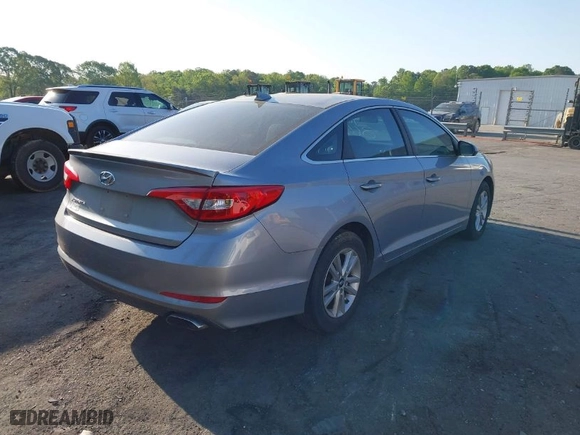 2015 Hyundai Sonata 2.4L SE with VIN 5NPE24AF1FH154271, listed as a IAAI auction lot 42078645 with 179,867 mi miles. Bid and sale history available at carsss.com. Image 4.