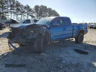 2017 Toyota Tacoma SR5 with VIN 5TFSZ5AN4HX067659, listed as a Copart auction lot 85444664 with 110,676 mi miles and Salvage title. Bid and sale history available at DreamBid. Image 1.