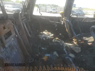 2003 Chevrolet Tahoe LS z VIN 1GNEC13Z03J273863, wystawiony jako Copart lot #56574255 z przebiegiem Nie podano mil oraz Szkoda całkowita • Salvage title. Historia ofert i sprzedaży dostępna na DreamBid. Obrazek 11.