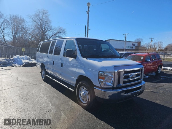 2013 Ford Econoline Passenger XL with VIN 1FBSS3BL2DDA04310, listed as a Copart auction lot 89328785 with 211,391 mi miles and Clean Title. Bid and sale history available at DreamBid. Image 1.