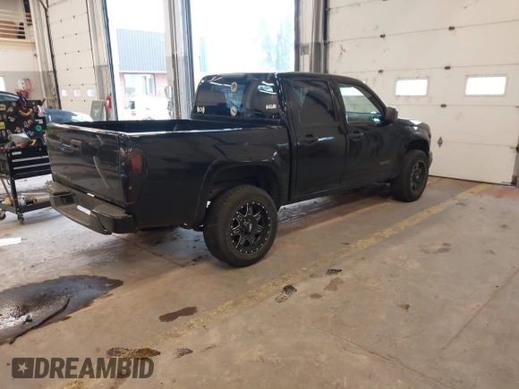2004 Chevrolet Colorado 1SB LS Z85 with VIN 1GCDT136748180843, listed as a IAAI auction lot 41852070 with 113,110 mi miles. Bid and sale history available at carsss.com. Image 4.