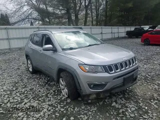 2018 Jeep Compass Latitude with VIN 3C4NJDBBXJT230562, listed as a Copart auction lot 51634095 with 74,464 mi miles and Salvage Title. Bid and sale history available at carsss.com. Image 12.