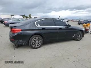 2019 BMW 5 Series 530i with VIN WBAJA5C50KBX86778, listed as a Copart auction lot 48829915 with 97,685 mi miles and Salvage Title. Bid and sale history available at carsss.com. Image 3.