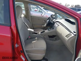 2010 Toyota Prius II with VIN JTDKN3DU7A0204126, listed as a IAAI auction lot 41593702 with 209,831 mi miles. Bid and sale history available at carsss.com. Image 5.