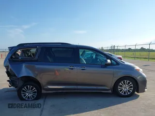 2018 Toyota Sienna XLE Auto Access Seat z VIN 5TDYZ3DC1JS904646, wystawiony jako IAAI lot #42400532 z przebiegiem 106 338 mil mil oraz . Historia ofert i sprzedaży dostępna na DreamBid. Obrazek 13.