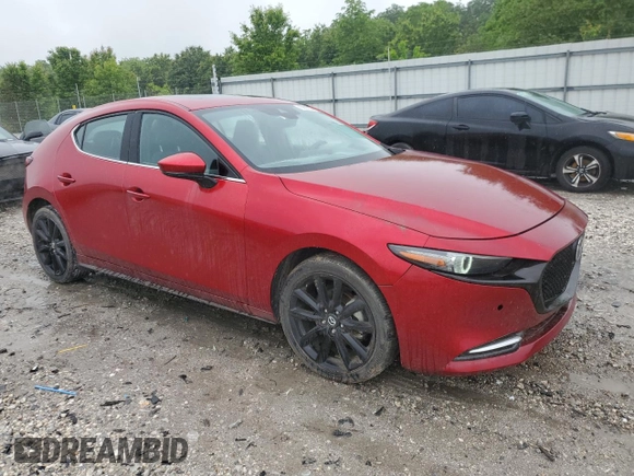 2021 Mazda 3 Premium with VIN JM1BPAML2M1400723, listed as a Copart auction lot 56021445 with 21,694 mi miles and Clean Title. Bid and sale history available at DreamBid. Image 4.