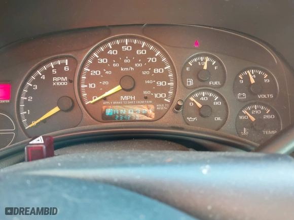 2001 Chevrolet Tahoe LS with VIN 1GNEK13TX1J133931, listed as a IAAI auction lot 41030154 with 234,273 mi miles. Bid and sale history available at carsss.com. Image 7.