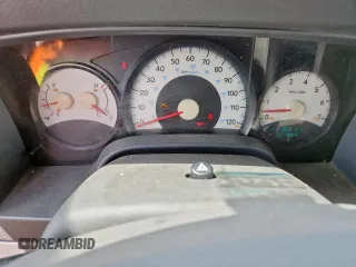 2005 Dodge Durango SXT с VIN 1D4HD38NX5F601092, выставлен на аукционе Copart как лот 63338515 с пробегом 301 984 миль миль и Чистый • Clean title. История ставок и продаж доступна на DreamBid. Изображение 9.