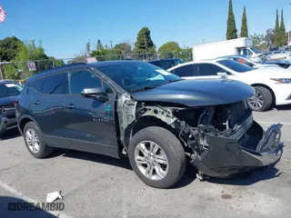 2019 Chevrolet Blazer with VIN 3GNKBCRSXKS614341, listed as a IAAI auction lot 41750561 with 60,345 mi miles. Bid and sale history available at carsss.com. Image 14.