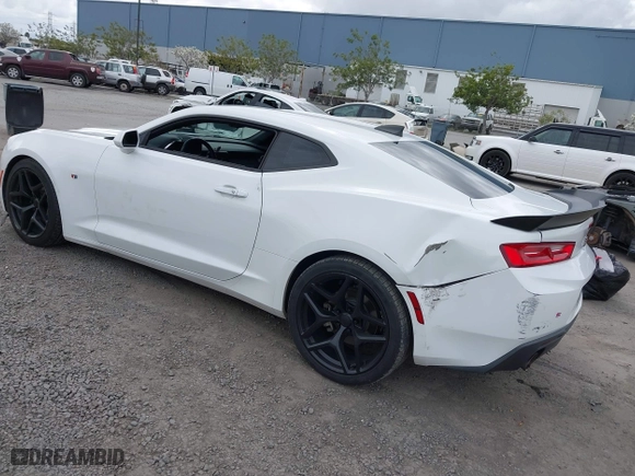 2016 Chevrolet Camaro 1LT with VIN 1G1FB1RS6G0150910, listed as a IAAI auction lot 41916289 with 77,341 mi miles. Bid and sale history available at carsss.com. Image 3.