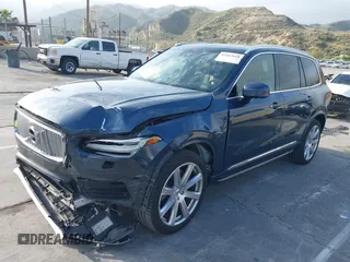2019 Volvo XC90 Inscription with VIN YV4A22PL8K1425924, listed as a IAAI auction lot 42162668 with 159,305 mi miles. Bid and sale history available at carsss.com. Image 18.