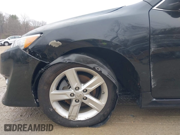 2013 Toyota Camry L with VIN 4T1BF1FK6DU300030, listed as a IAAI auction lot 41931140 with 99,536 mi miles. Bid and sale history available at carsss.com. Image 12.