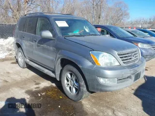 2004 Lexus GX 470 with VIN JTJBT20X540035483, listed as a IAAI auction lot 41384658 with 262,655 mi miles. Bid and sale history available at carsss.com. Image 1.