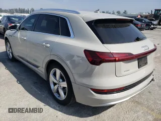 2019 Audi e-tron Prestige with VIN WA1VABGE1KB023093, listed as a Copart auction lot 48008653 with 45,531 mi miles. Bid and sale history available at carsss.com. Image 2.