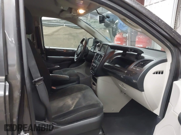 2018 Dodge Grand Caravan SE with VIN 2C4RDGBG8JR230875, listed as a IAAI auction lot 42062774 with 194,781 mi miles and . Bid and sale history available at DreamBid. Image 5.