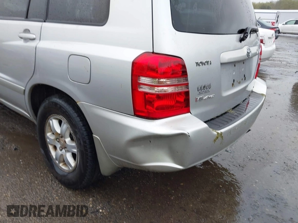 2003 Toyota Highlander z VIN JTEHF21A430103216, wystawiony jako IAAI lot #42242245 z przebiegiem 176 151 mil mil oraz . Historia ofert i sprzedaży dostępna na DreamBid. Obrazek 6.