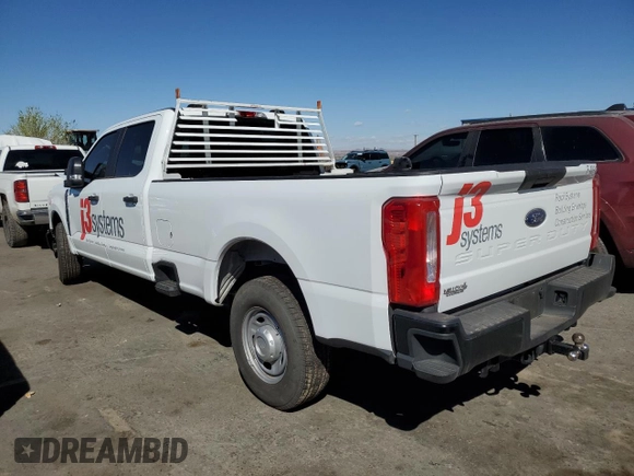 2024 Ford F-350 with VIN 1FT8W3AA4REE16255, listed as a Copart auction lot 48944835 with Not provided miles and Salvage title. Bid and sale history available at DreamBid. Image 2.