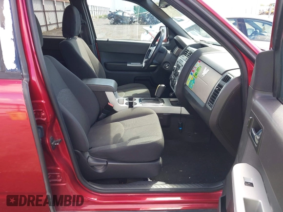 2008 Mercury Mariner Premier with VIN 4M2CU97178KJ00739, listed as a IAAI auction lot 42312408 with 167,591 mi miles and . Bid and sale history available at DreamBid. Image 5.