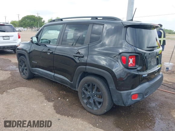 2018 Jeep Renegade Latitude with VIN ZACCJABB3JPH39597, listed as a IAAI auction lot 41858045 with 67,462 mi miles. Bid and sale history available at carsss.com. Image 3.