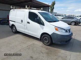 2017 Nissan NV200 S z VIN 3N6CM0KN8HK708136, wystawiony jako IAAI lot #42044129 z przebiegiem 159 517 mil mil oraz . Historia ofert i sprzedaży dostępna na DreamBid. Obrazek 1.