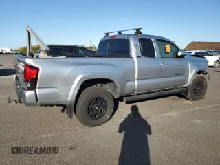 2022 Toyota Tacoma SR z VIN 3TYRZ5CN3NT017224, wystawiony jako Copart lot #44068435 z przebiegiem 11 836 mil mil oraz Szkoda całkowita • Salvage title. Historia ofert i sprzedaży dostępna na DreamBid. Obrazek 3.
