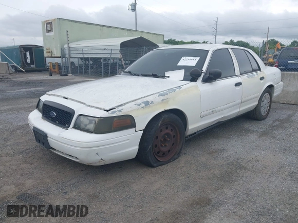 2007 Ford Police Interceptor z VIN 2FAFP71W27X105075, wystawiony jako IAAI lot #42219813 z przebiegiem Nie podano mil oraz . Historia ofert i sprzedaży dostępna na DreamBid. Obrazek 16.