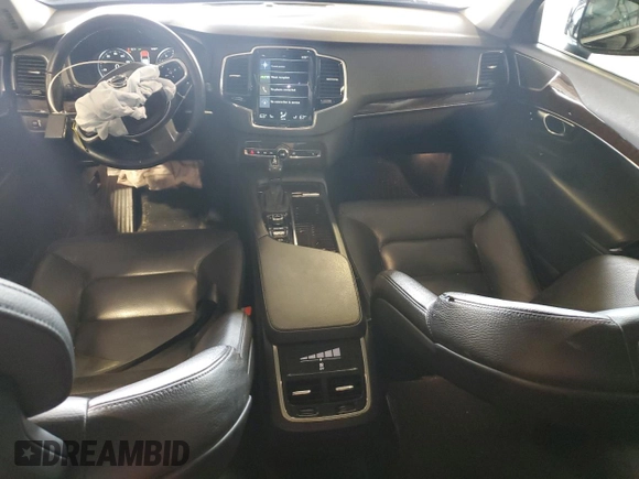 2017 Volvo XC90 Momentum with VIN YV4A22PK4H1165103, listed as a Copart auction lot 59470585 with 76,313 mi miles and Salvage title. Bid and sale history available at DreamBid. Image 8.