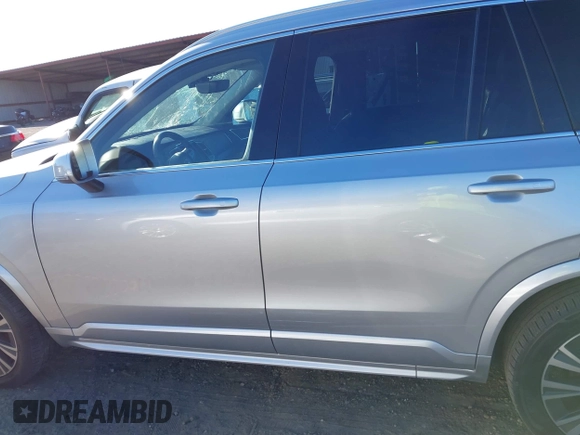 2020 Volvo XC90 Momentum z VIN YV4102CK0L1566572, wystawiony jako IAAI lot #41197199 z przebiegiem 92 671 mil mil oraz . Historia ofert i sprzedaży dostępna na DreamBid. Obrazek 14.