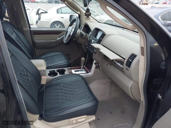 2011 Nissan Pathfinder SV with VIN 5N1AR1NN2BC623525, listed as a IAAI auction lot 41283400 with 189,318 mi miles. Bid and sale history available at carsss.com. Image 5.
