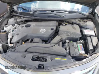 2014 Nissan Altima 2.5 S with VIN 1N4AL3AP8EC128555, listed as a IAAI auction lot 42193416 with 147,990 mi miles and . Bid and sale history available at carsss.com. Image 10.