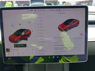 2021 Tesla Model 3 Long Range z VIN 5YJ3E1EB1MF997208, wystawiony jako IAAI lot #41944276 z przebiegiem 110 361 mil mil oraz . Historia ofert i sprzedaży dostępna na DreamBid. Obrazek 7.